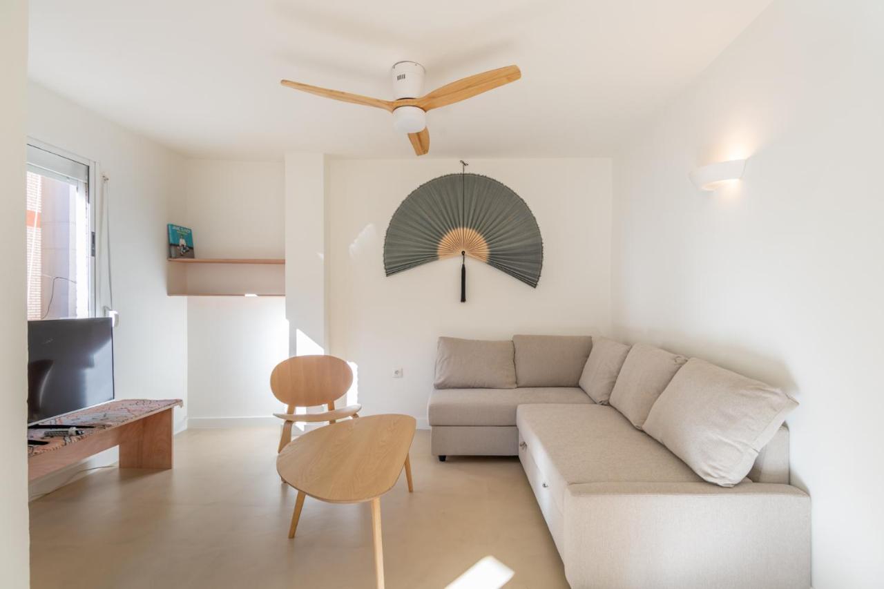 Amplio Apartamento Trinidad By Renthas Apartment Malaga Exterior photo