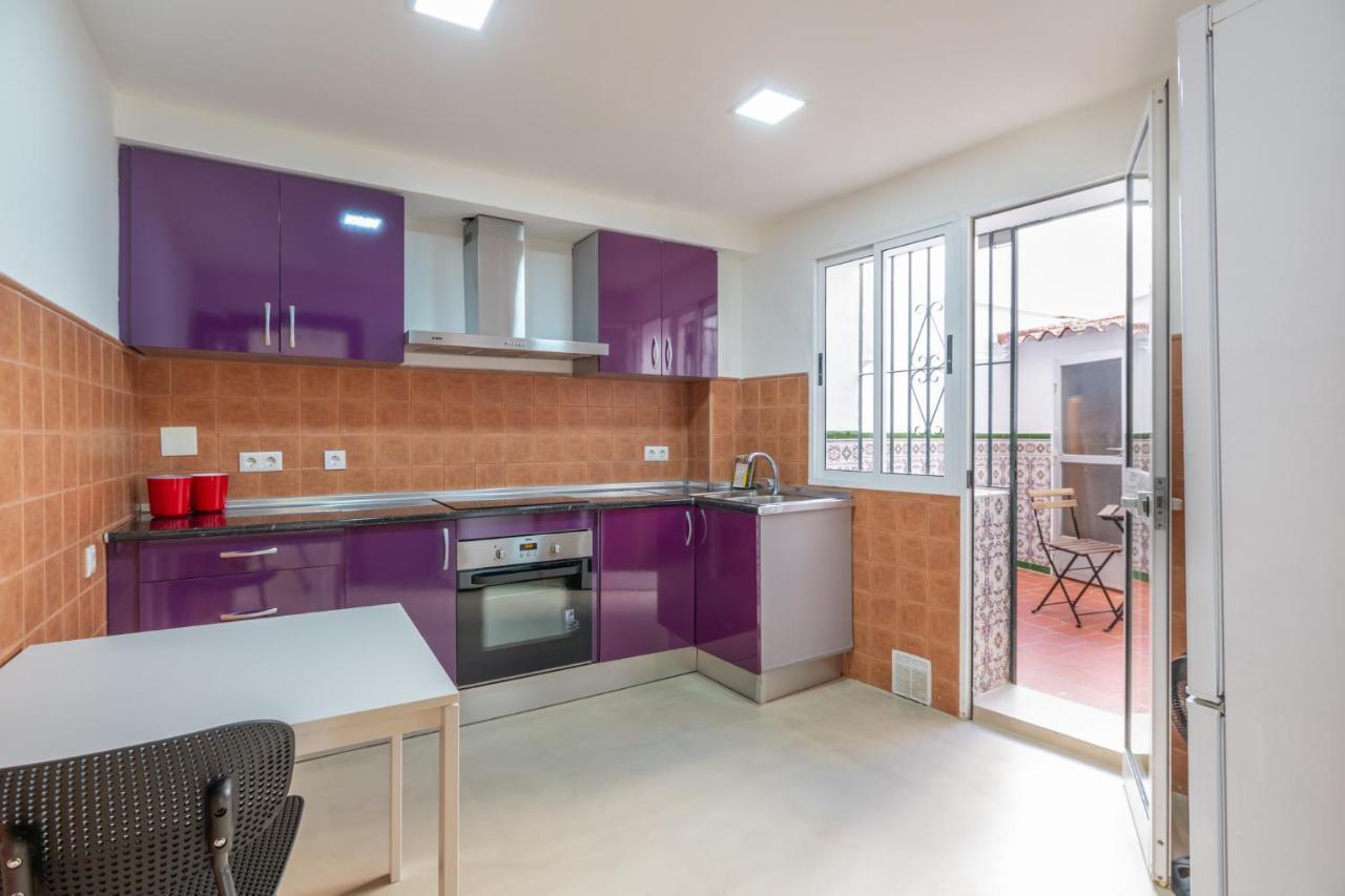 Amplio Apartamento Trinidad By Renthas Apartment Malaga Exterior photo