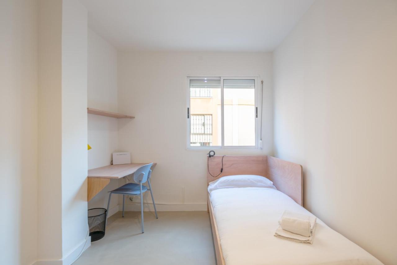 Amplio Apartamento Trinidad By Renthas Apartment Malaga Exterior photo